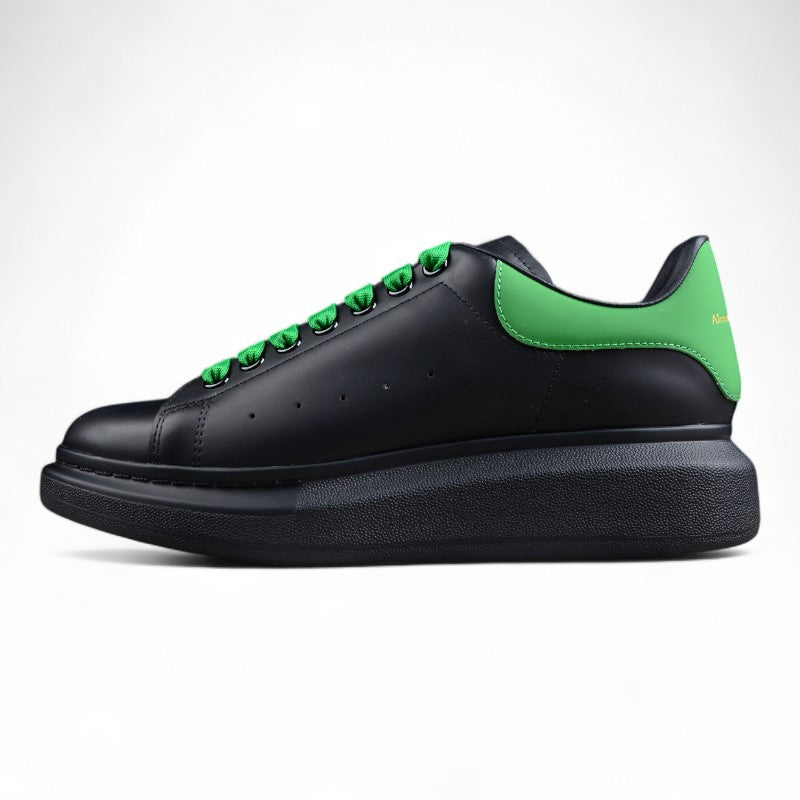Alexander McQueen Oversized Sneaker in Black/Green