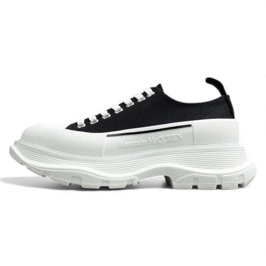 Alexander McQueen Tread Slick Low-Top Sneakers – Black/White
