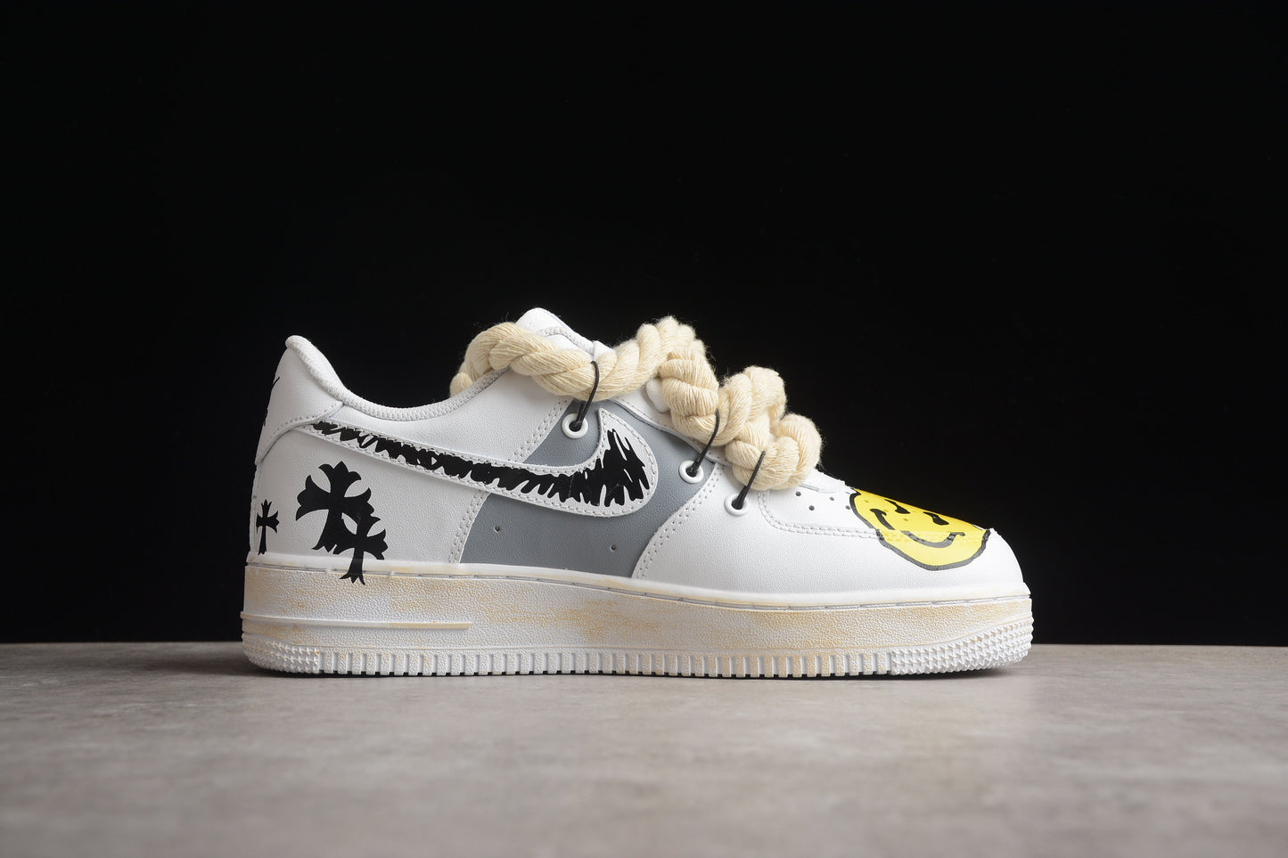 Custom Nike Air Force 1 Low "SMILE"