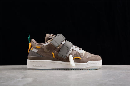Forum FiSN x adidas Originals 84 Low Simple Brown Sneakers