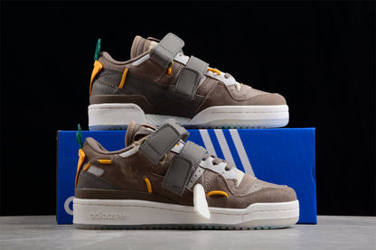 Forum FiSN x adidas Originals 84 Low Simple Brown Sneakers