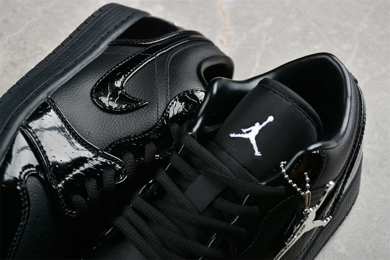 Jordan 1 Low SE Patent Elephant Black