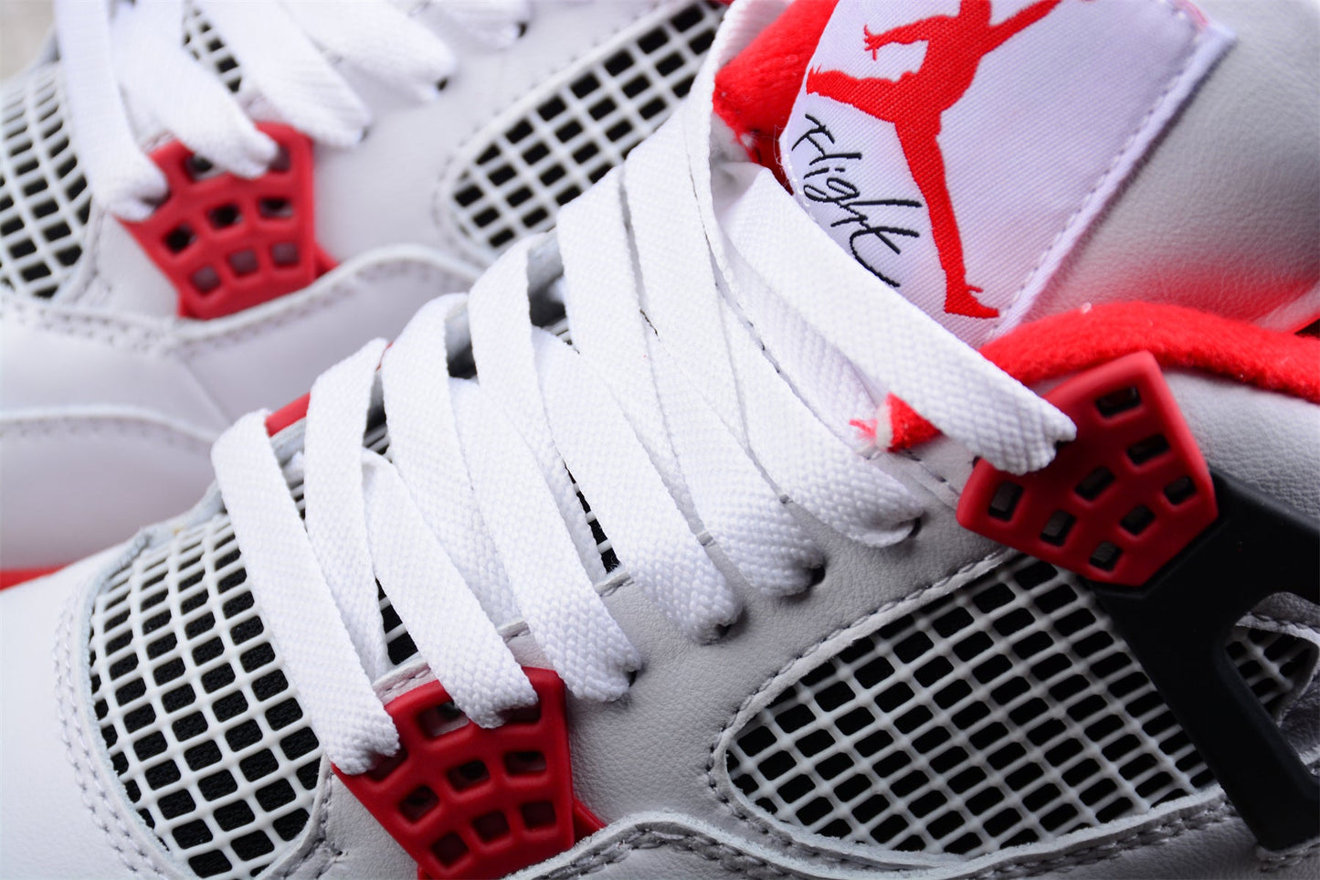 Air Jordan 4 Retro "Fire Red" 2020