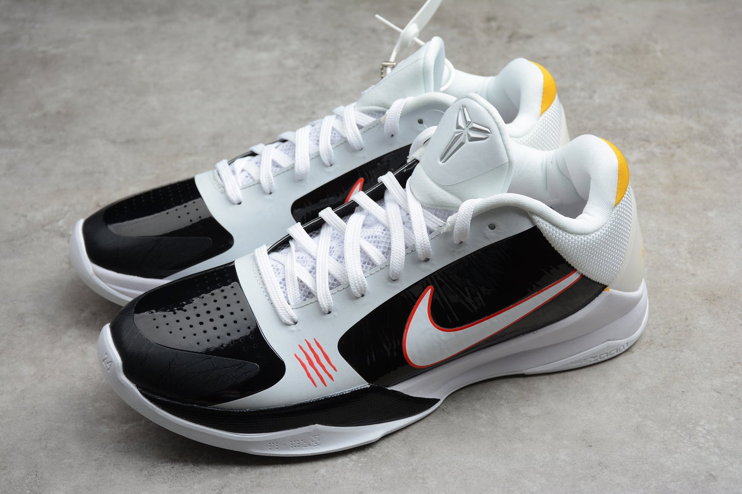 Nike Kobe 5 Protro “Alternate Bruce Lee”