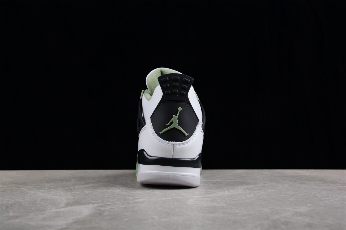 Air Jordan 4 Retro "Seafoam"