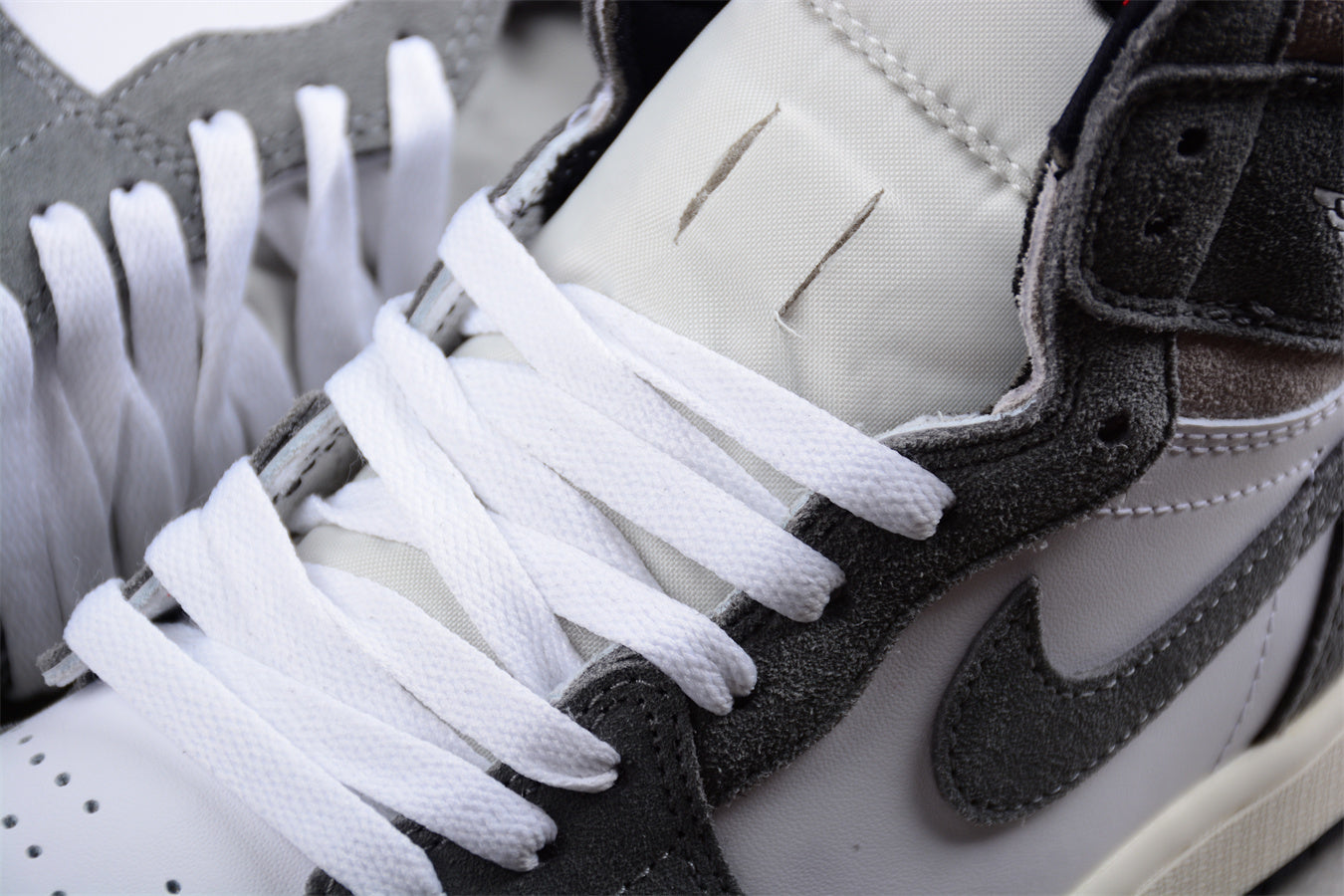 Air Jordan 1 Retro High OG “Washed Black”