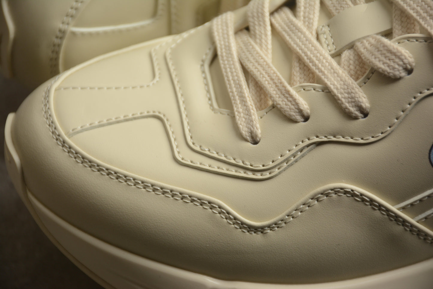 Gucci Rhyton Vintage Ecru Leather Sneakers