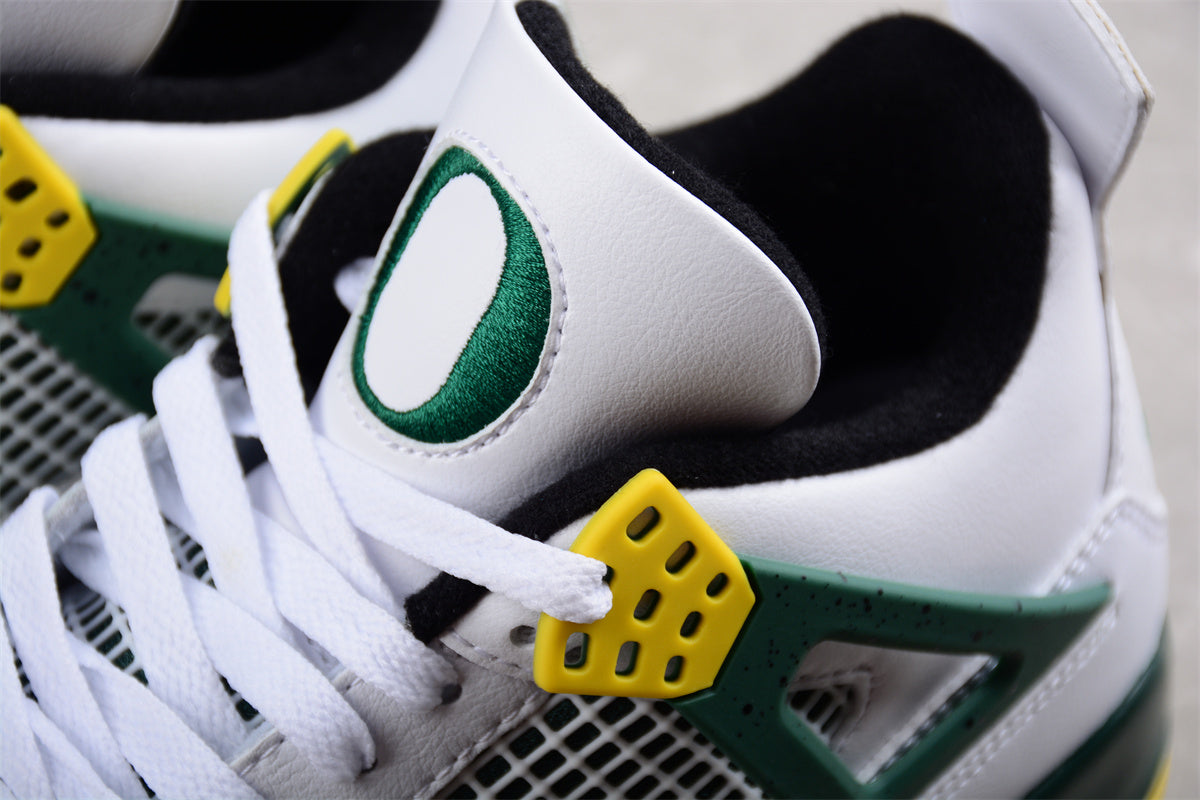 Air Jordan 4 Retro "Oregon Ducks" PE