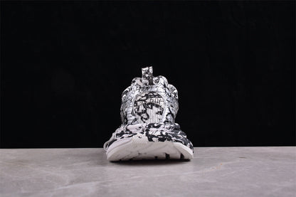 Balenciaga 3XL Extreme Graffiti White & Black