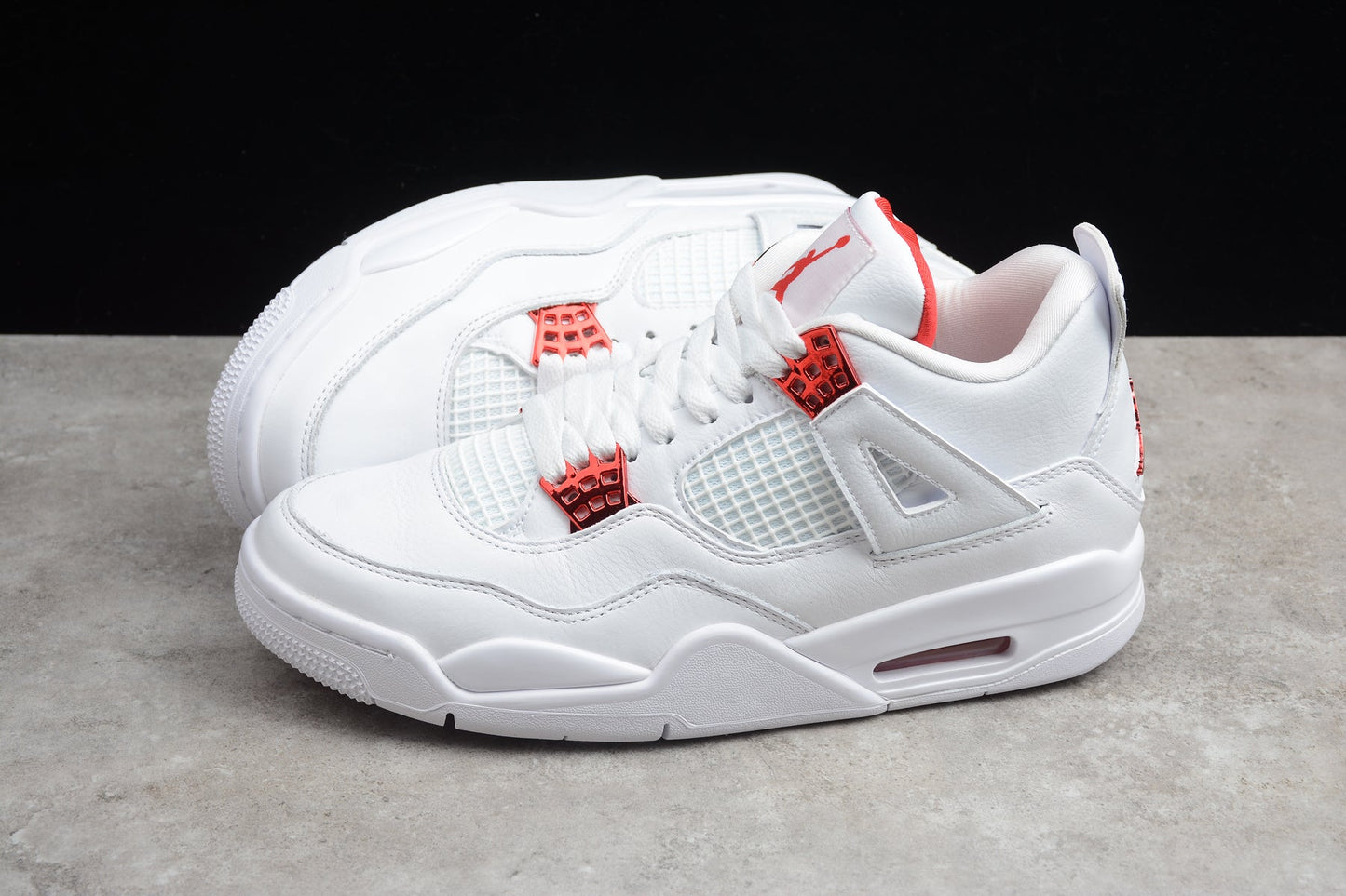 Air Jordan 4 Retro "Orange Metallic"