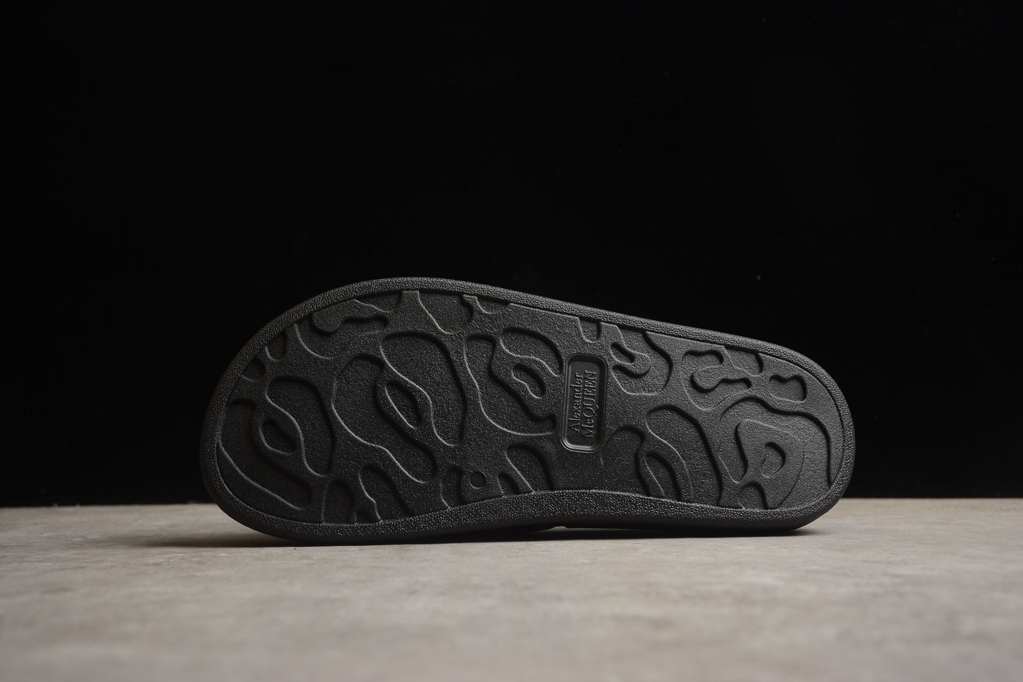 Alexander McQueen Pool Slide Black