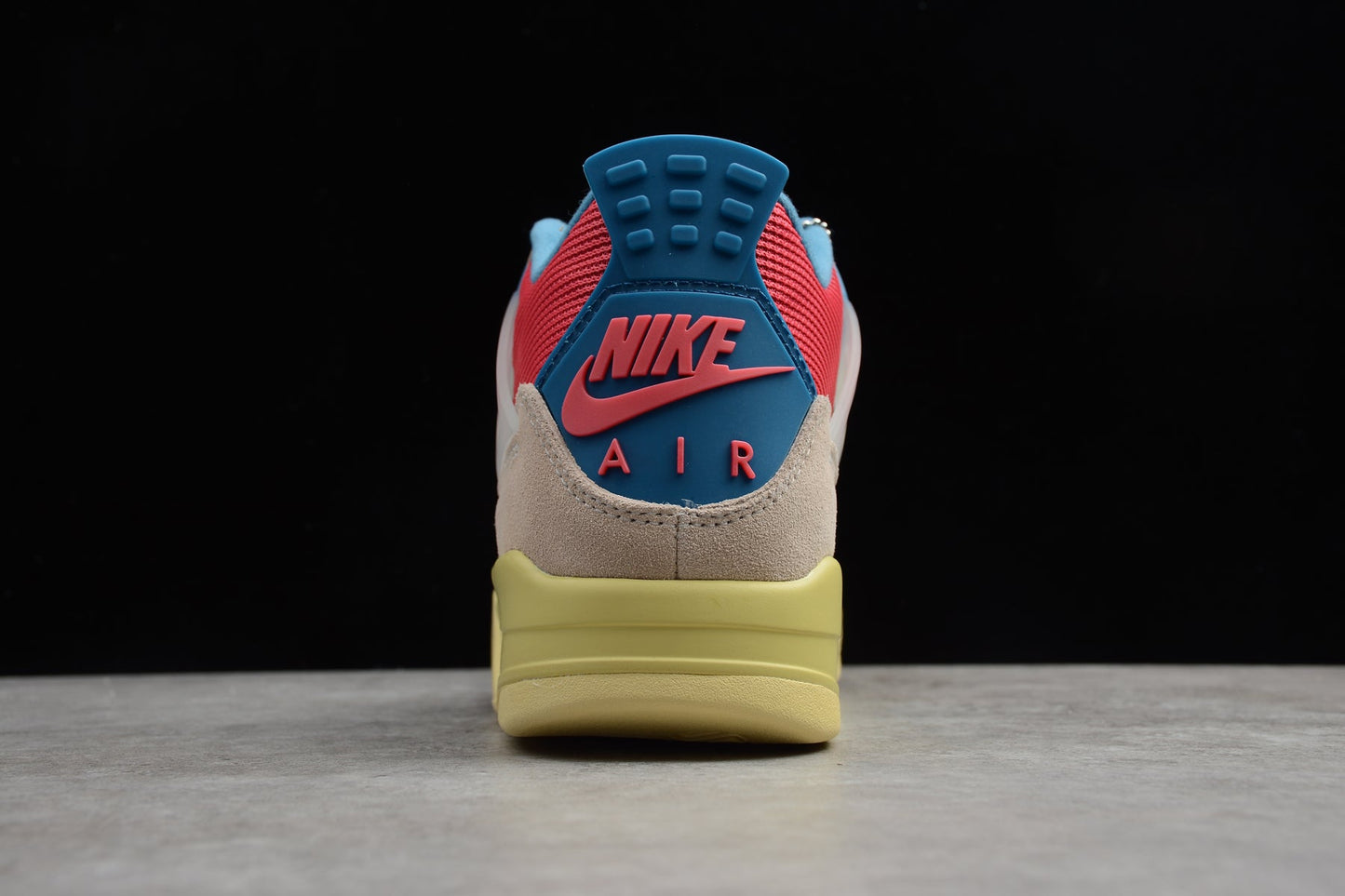 Union LA x Air Jordan 4 “Guava Ice”