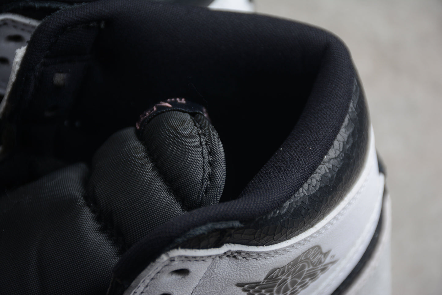 NIKE Air Jordan 1 High OG “Stage Haze”