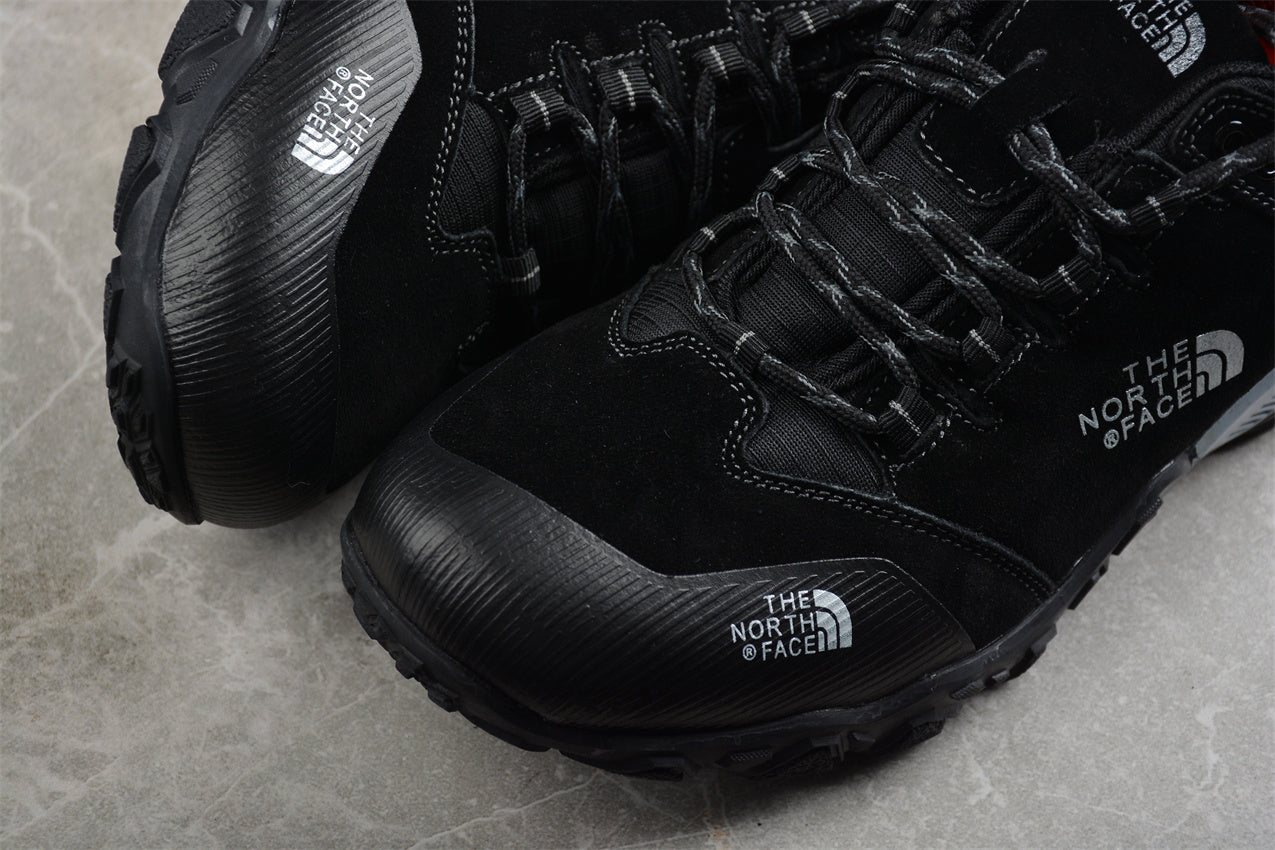 The North Face Cedar Mesa Low – Black