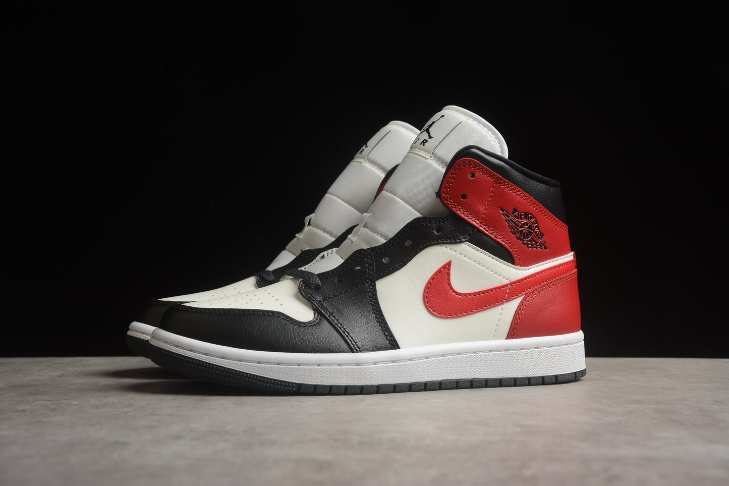 Air Jordan 1 Mid Retro White Red Black