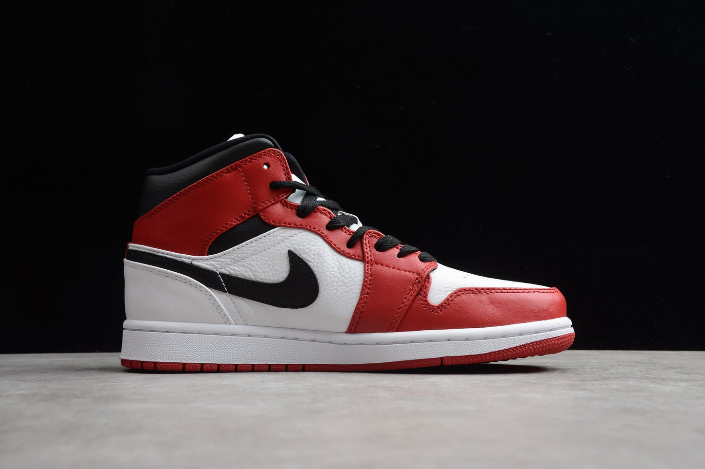 Nike Air Jordan 1 Mid "Chicago 2020" (GS)