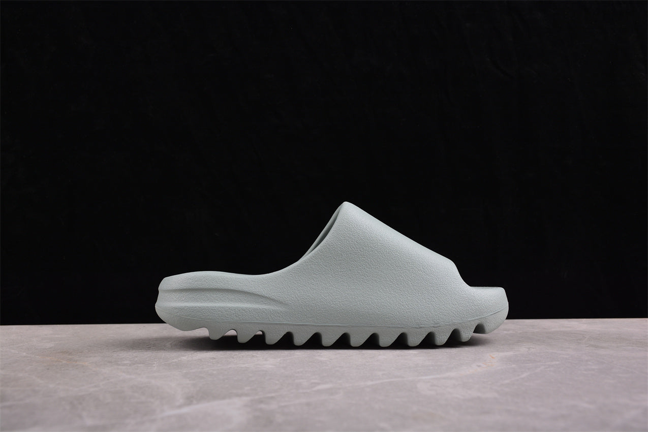 Yeezy Slide Resin