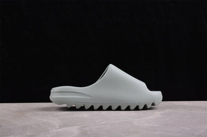 Yeezy Slide Resin
