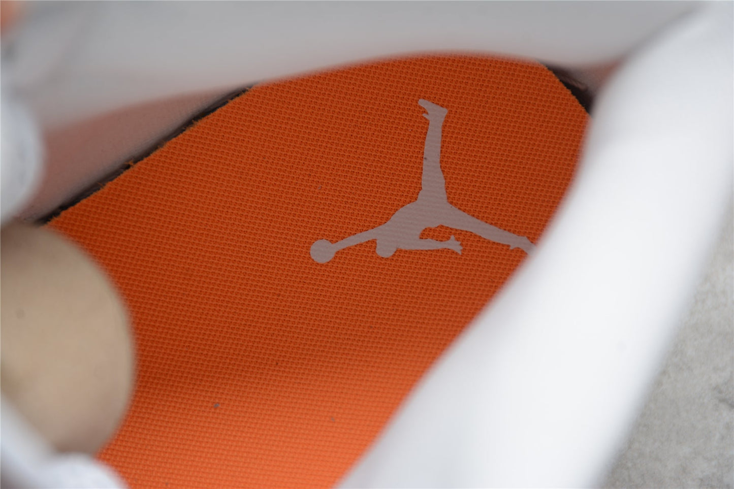 Air Jordan 1 Mid SE “Bright Citrus”