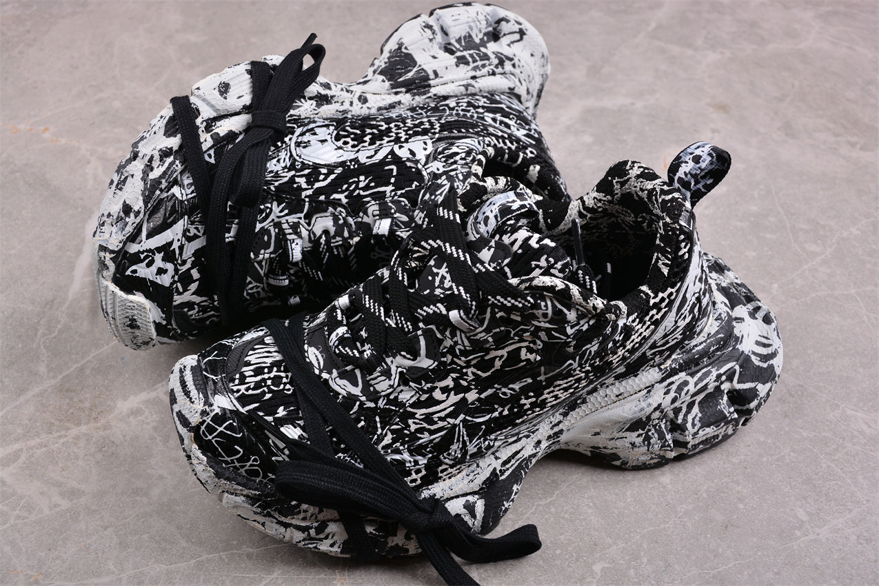 Balenciaga 3XL Graffiti Black