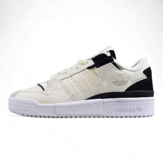 adidas Forum Exhibit Low in Cream White/Black