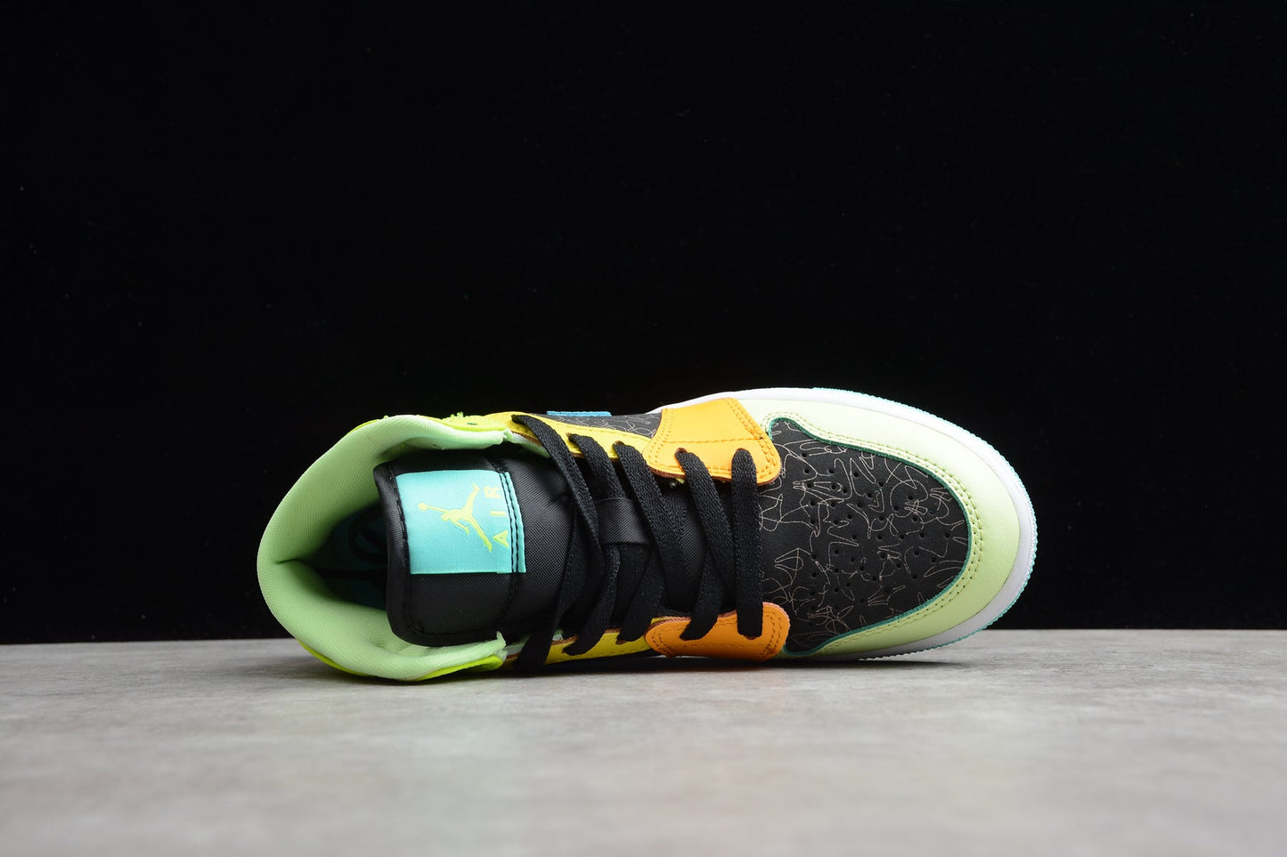 Nike Air Jordan 1 Mid SE GS "Clover Aurora Green"