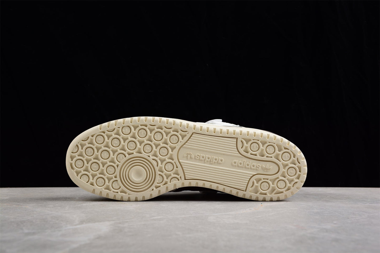 adidas Forum 84 Low in Cream White/Brown