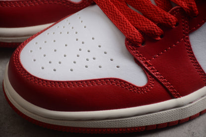 Air Jordan 1 Low Chicago Bulls Sneakers
