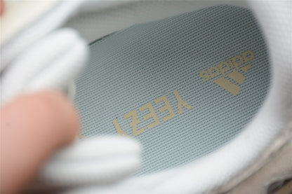 adidas Yeezy Boost 700 Analog