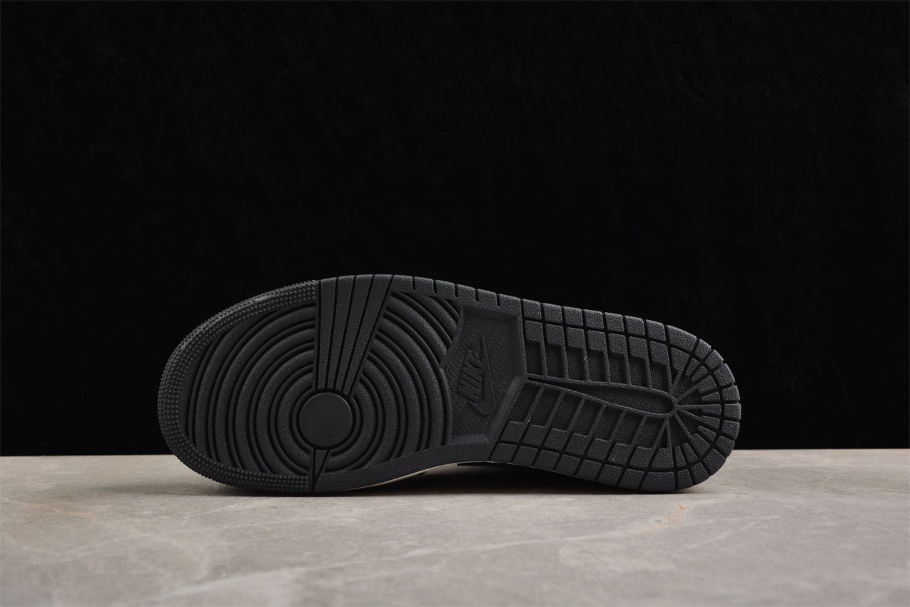Air Jordan 1 Mid "Distressed Smoke Grey"