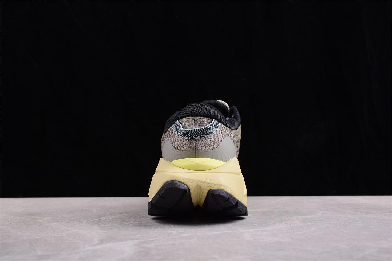 Hoka One One Skyline Float X