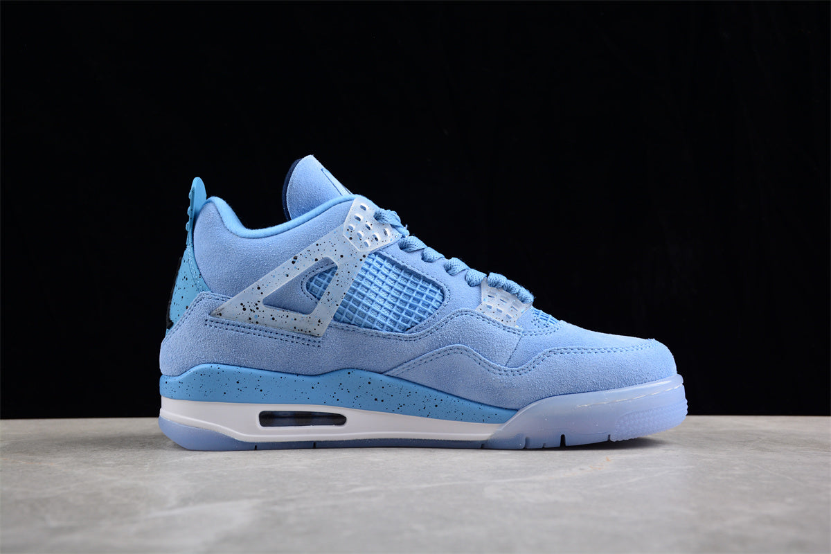Air Jordan 4 Retro UNC PE