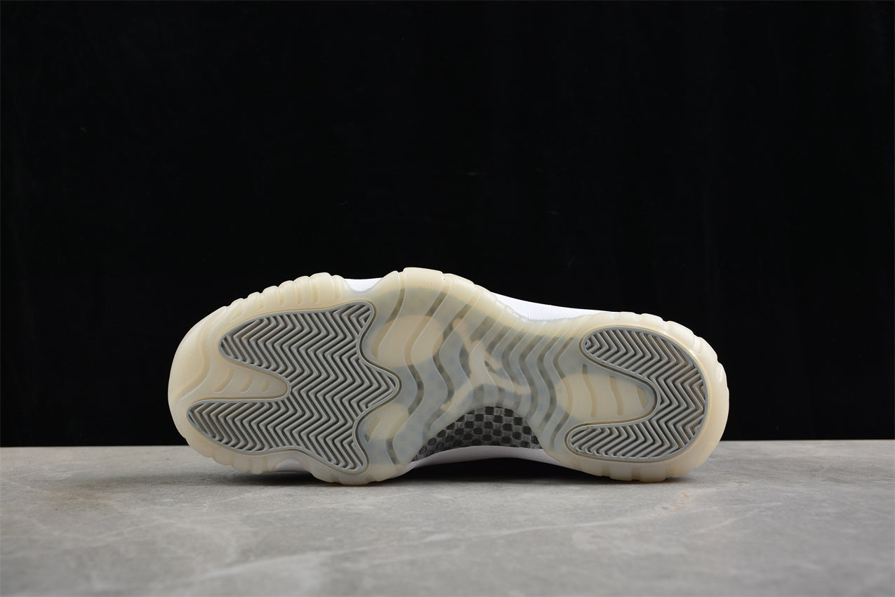 Air Jordan 11“25th Anniversary”