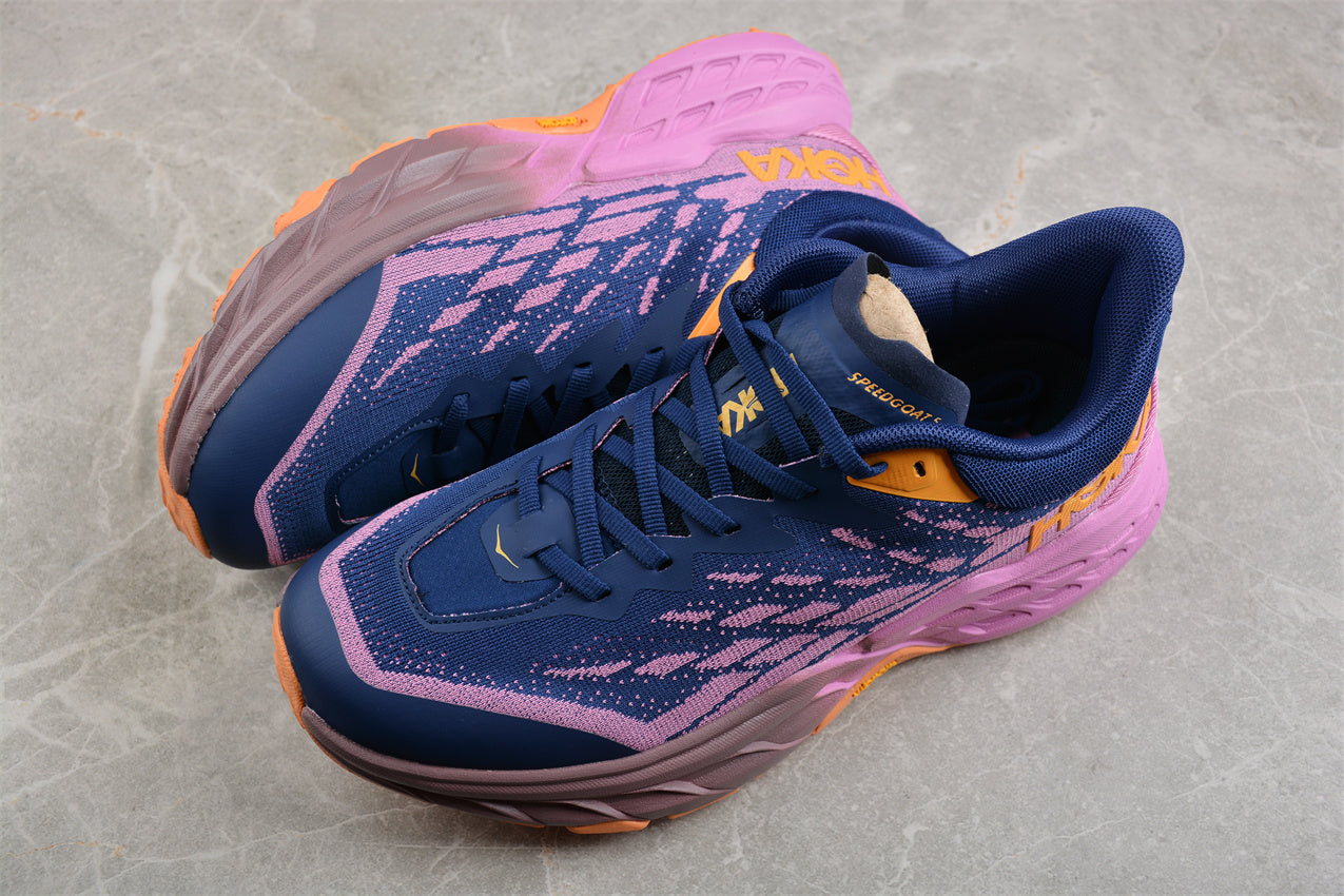 HOKA ONE ONE Speedgoat 5