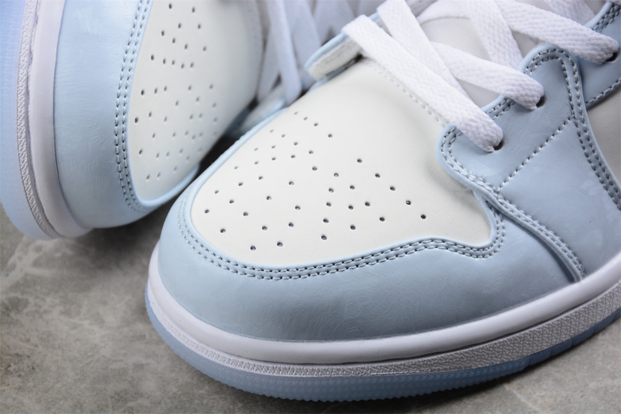 Air Jordan 1 Mid SE "Glitter Swoosh / Ice Blue"