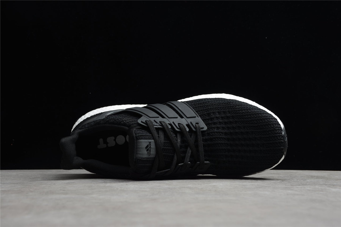 adidas Ultraboost 4.0 DNA "Black"