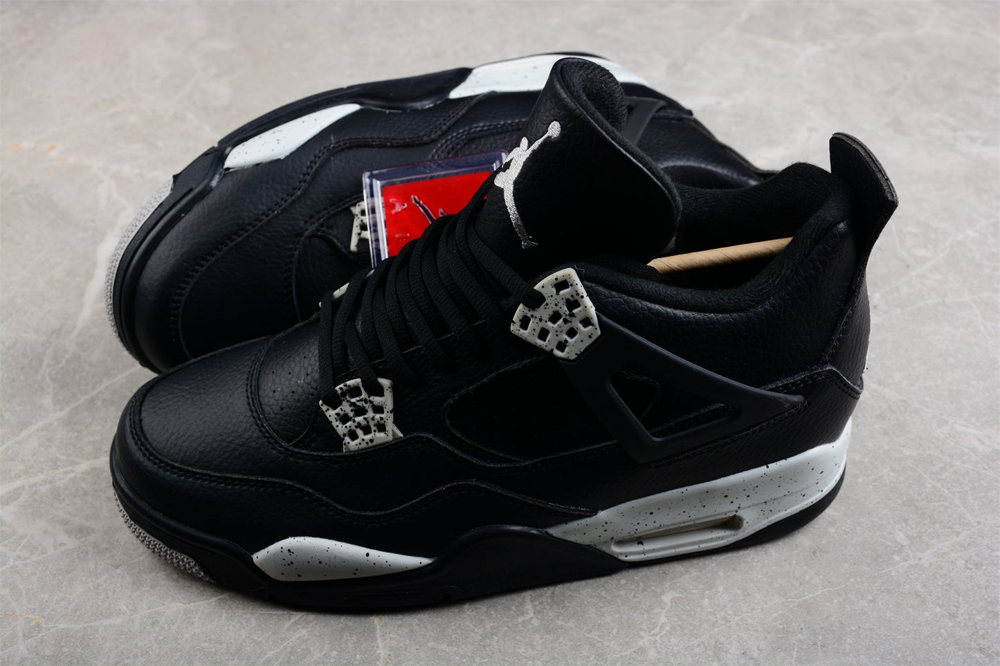 Air Jordan 4 Retro GS "Oreo"