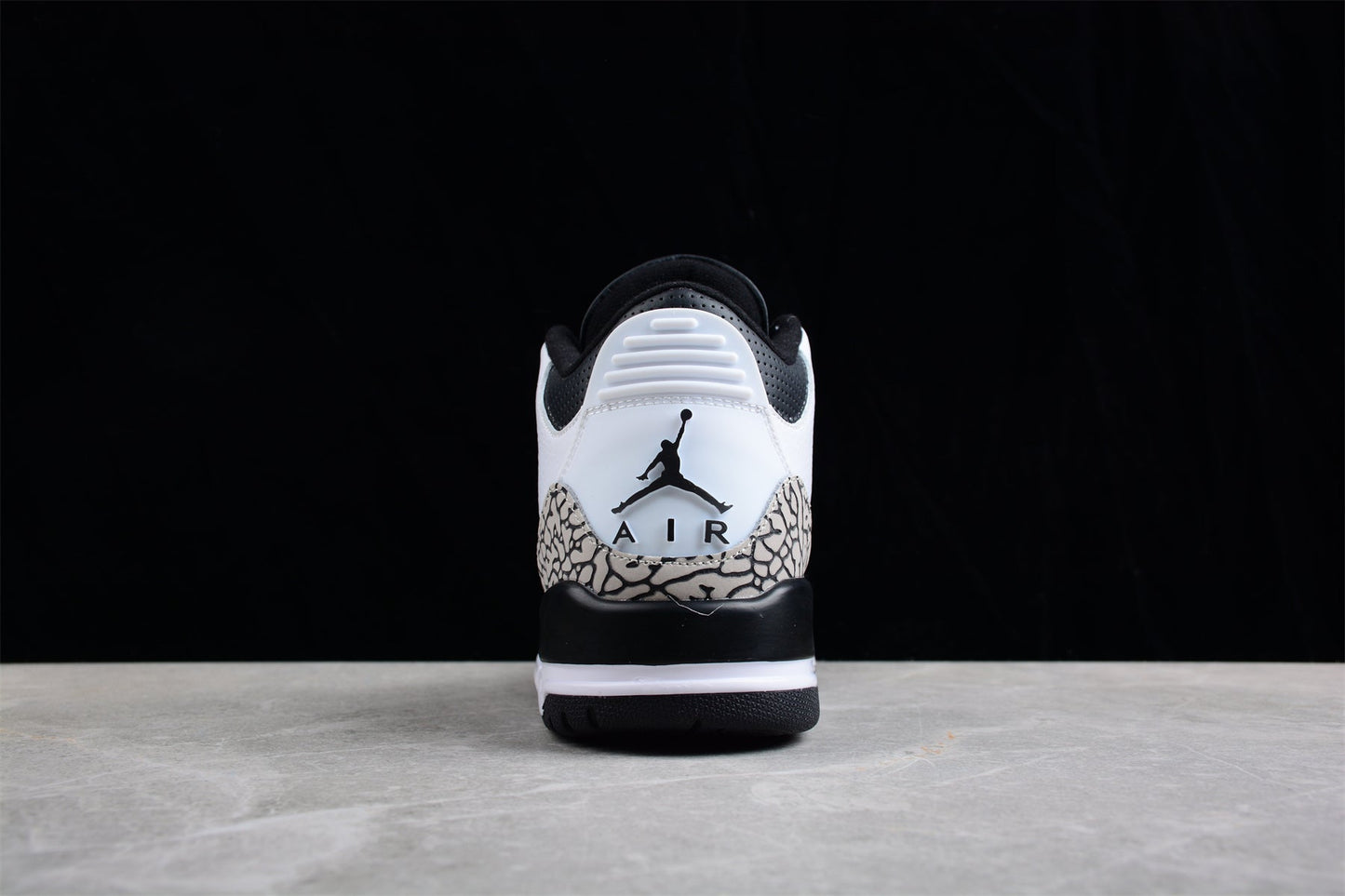 Air Jordan 3 Retro “Infrared 23”