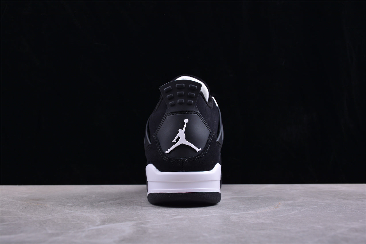 Air Jordan 4 Retro "White Thunder"