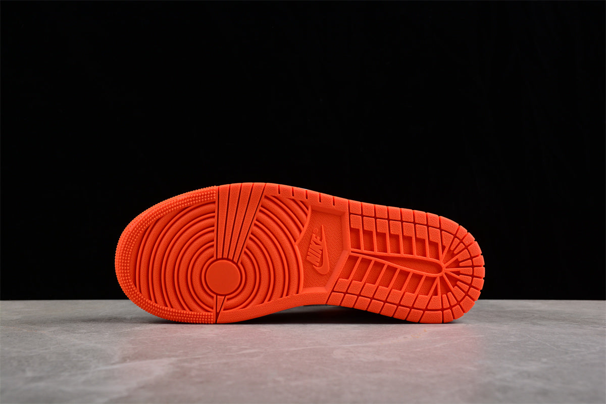 Air Jordan 1 Mid SE "Electro Orange"