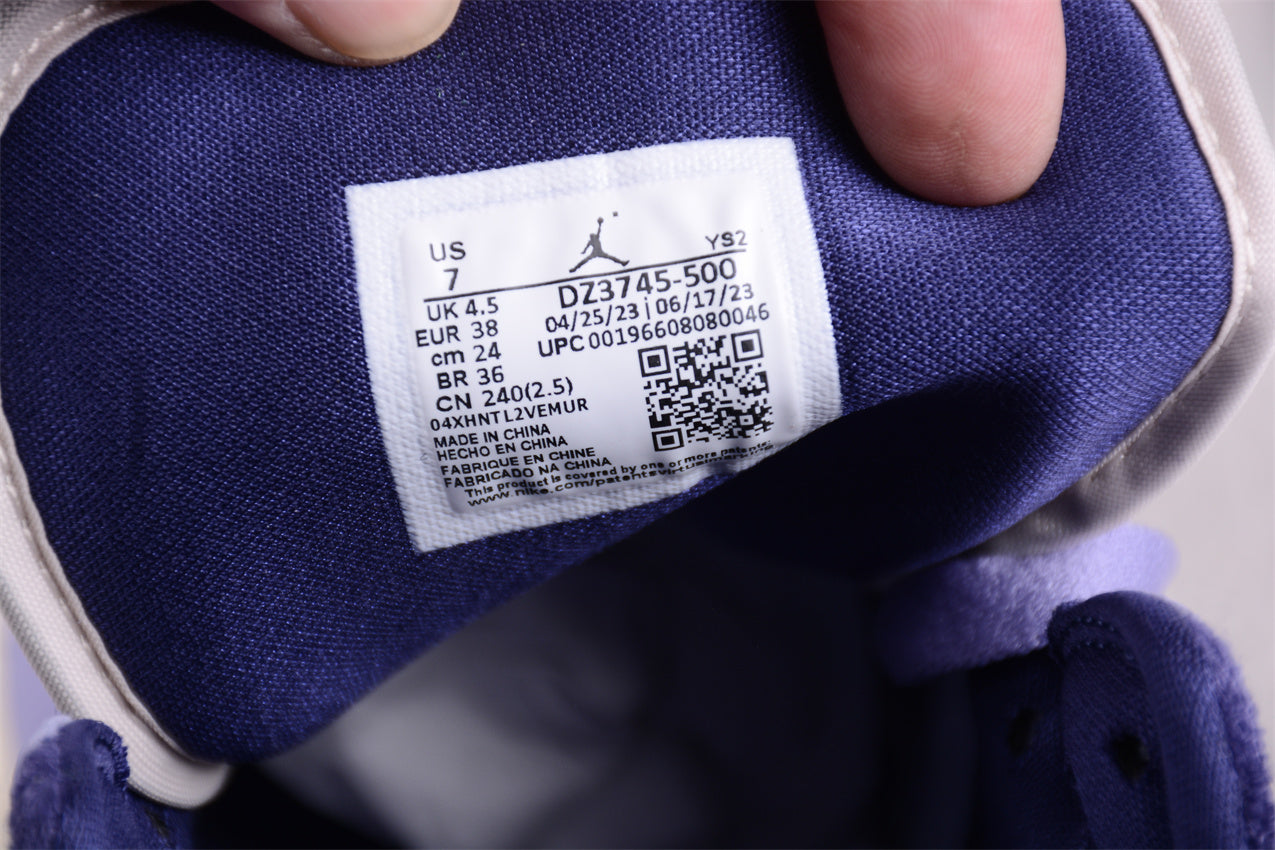 Air Jordan 1 Mid SE "Sky J Purple" (W)