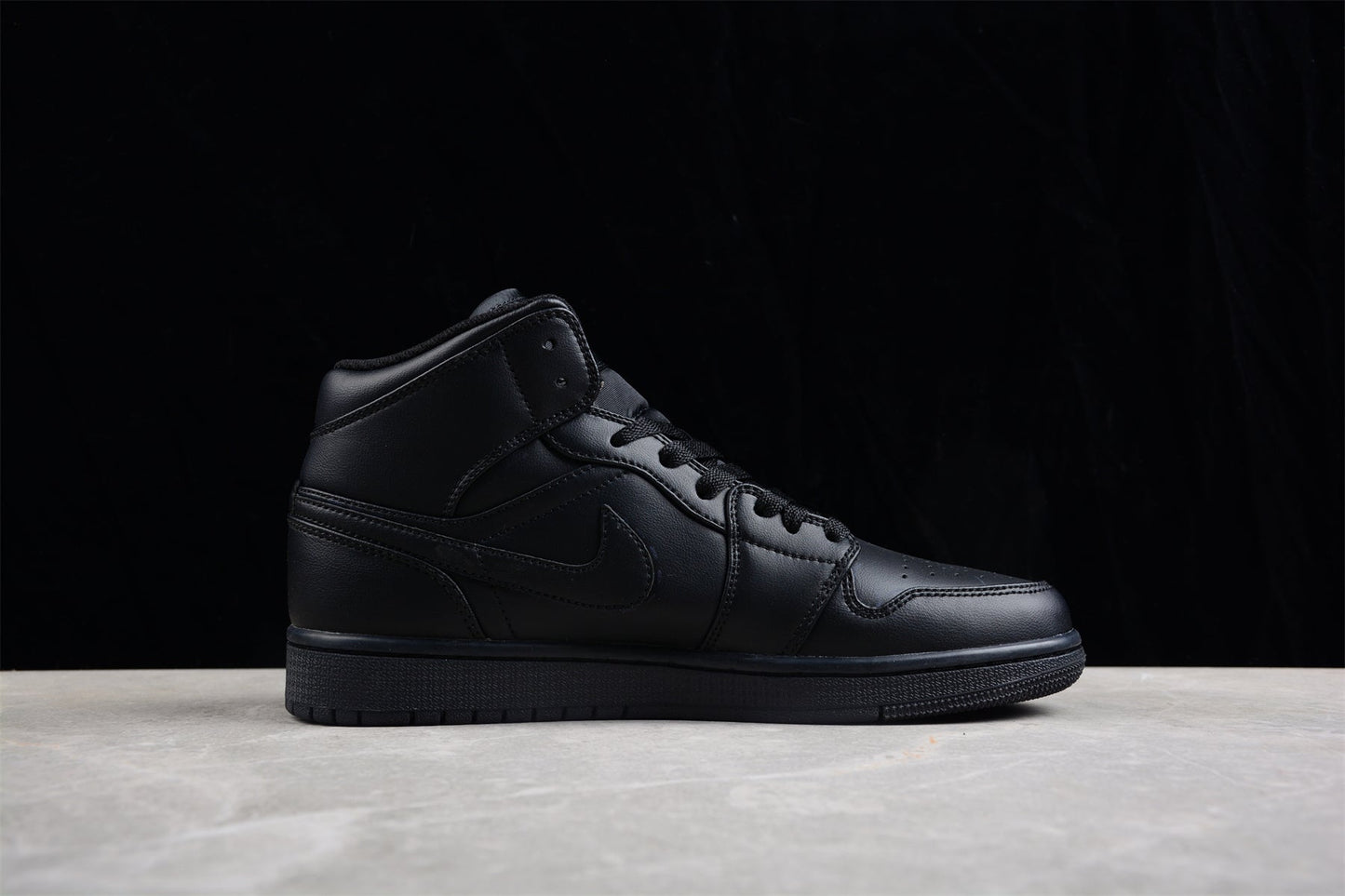 Air Jordan 1 Mid Premium – Triple Black