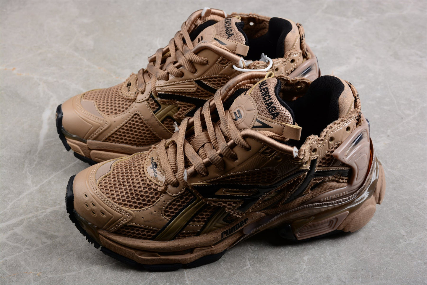 Balenciaga Runner Coffee Brown