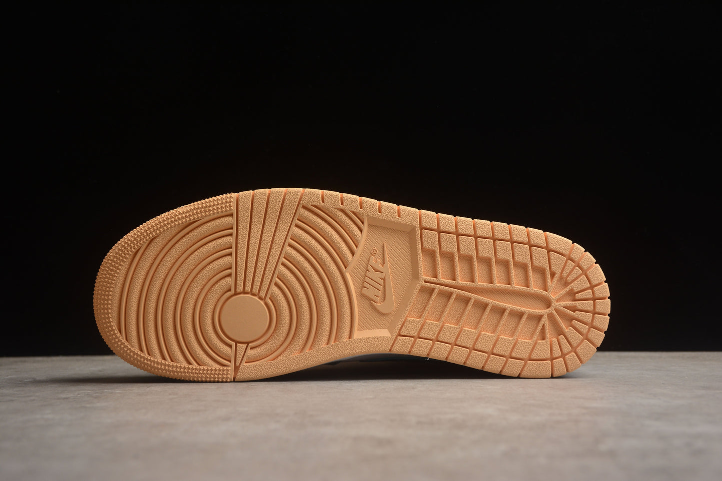 Nike Air Jordan 1 Mid "Aquatone Celestial Gold White"
