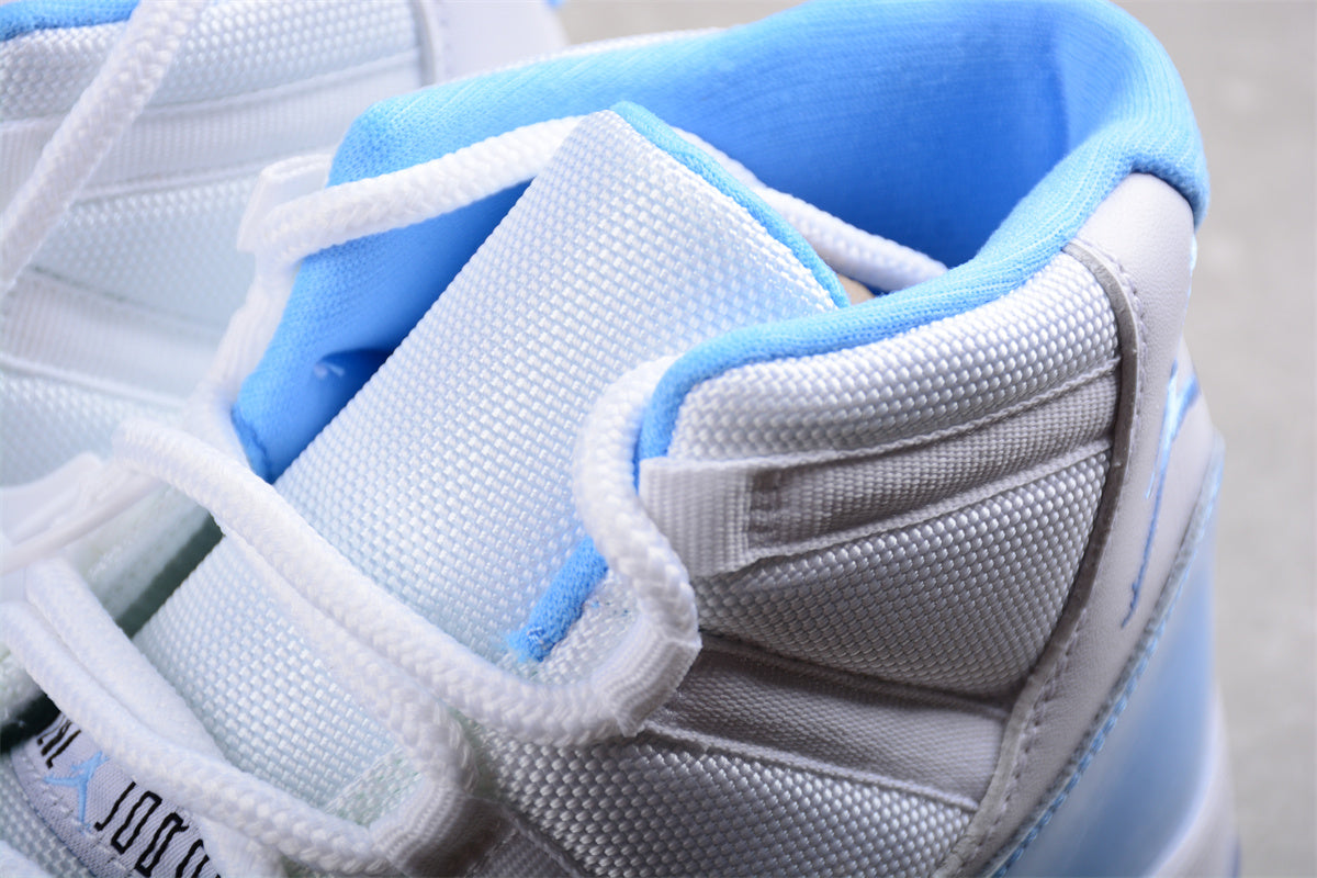 Air Jordan 11 Retro High "UNC"