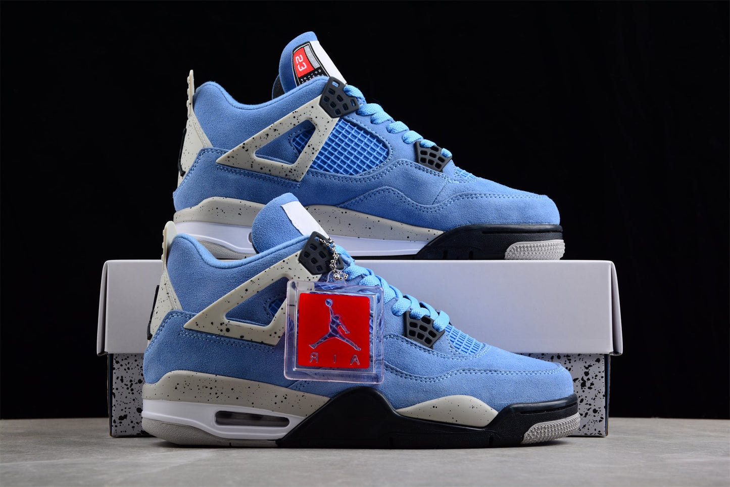 Air Jordan 4 SE“University Blue”