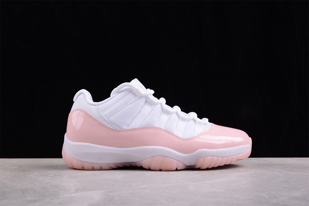 Air Jordan 11 Low "Pure Violet"
