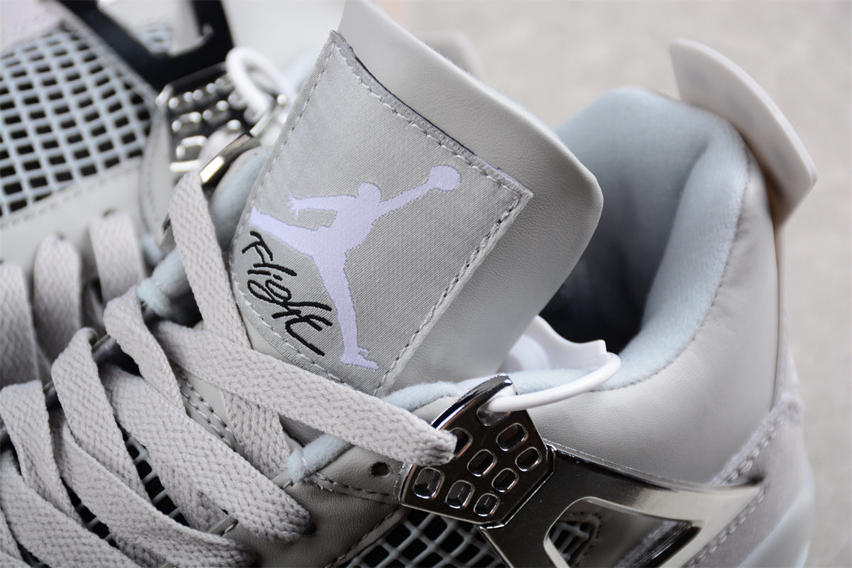 Nike Air Jordan 4 Retro "Frozen Moments"