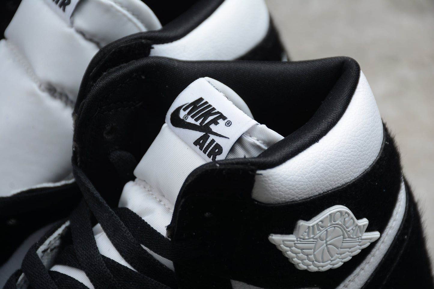 Wmns Air Jordan 1 Retro High OG 'Twist'