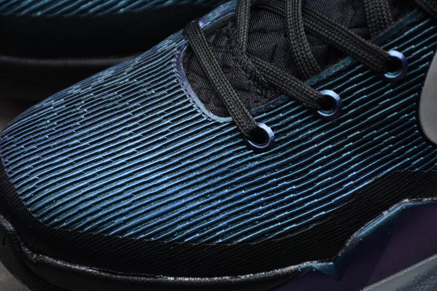 Nike Zoom Kobe 7 "Invisible Cloak"